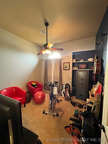 15616 S Birch Avenue, Glenpool, OK 74033