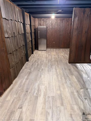 8526 Hampshire Drive, Sterling Heights, MI 48313