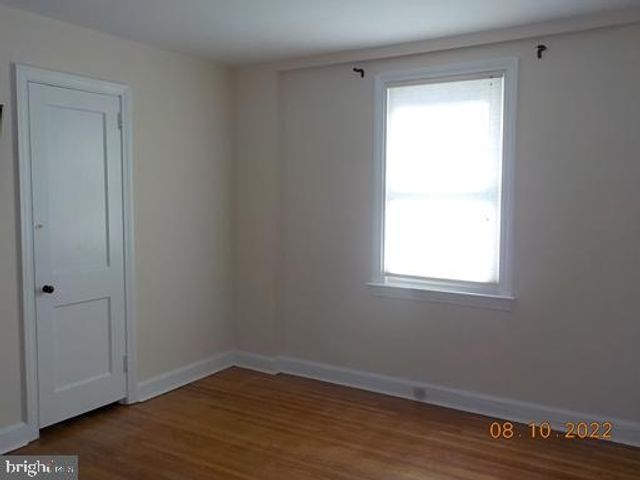 1 YORK RD, Wilmington, DE 19803