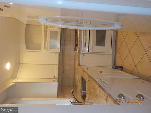 1 YORK RD, Wilmington, DE 19803