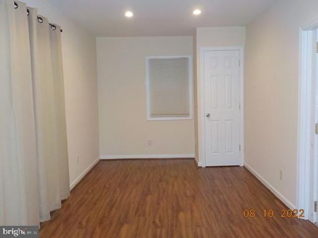 1 YORK RD, Wilmington, DE 19803