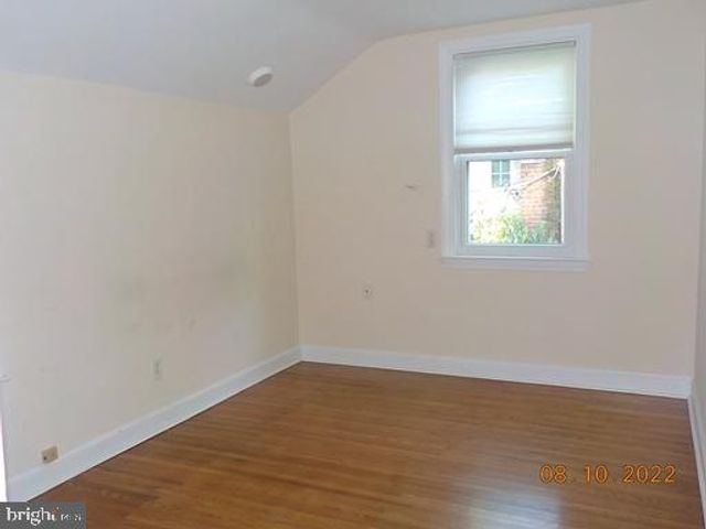 1 YORK RD, Wilmington, DE 19803