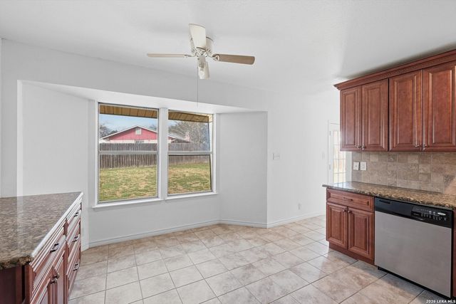 9835 Spruce Ridge Dr, Converse, TX 78109