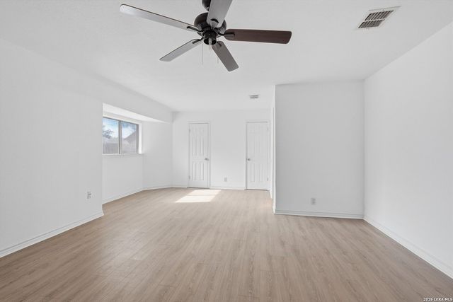 9835 Spruce Ridge Dr, Converse, TX 78109