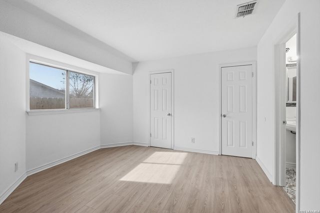 9835 Spruce Ridge Dr, Converse, TX 78109