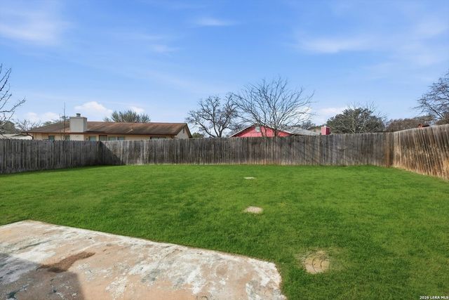 9835 Spruce Ridge Dr, Converse, TX 78109
