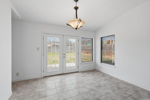 9835 Spruce Ridge Dr, Converse, TX 78109