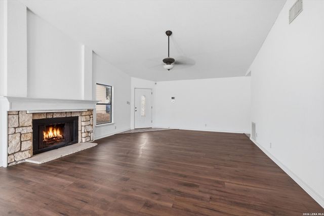 9835 Spruce Ridge Dr, Converse, TX 78109