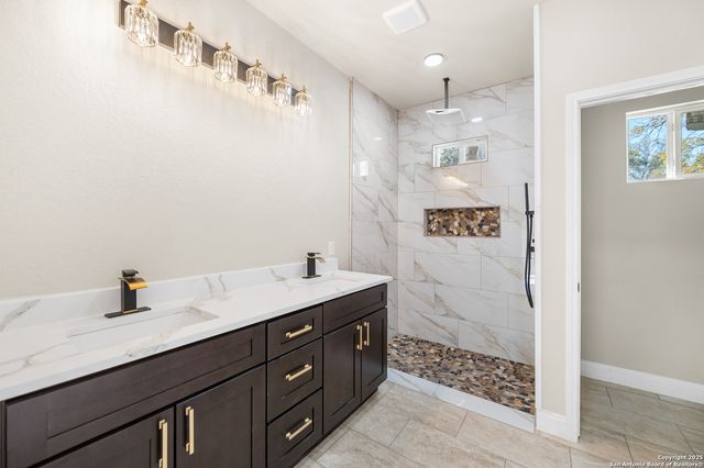 23102 Shady Forest, Elmendorf, TX 78112