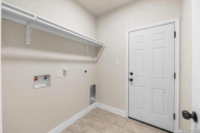 23102 Shady Forest, Elmendorf, TX 78112