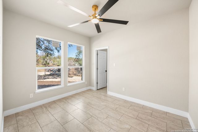 23102 Shady Forest, Elmendorf, TX 78112