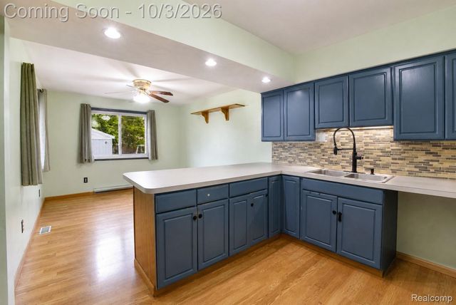 12656 Helen Street, Southgate, MI 48195