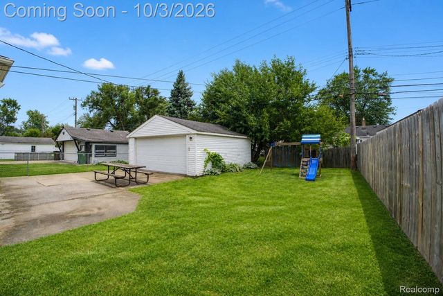12656 Helen Street, Southgate, MI 48195