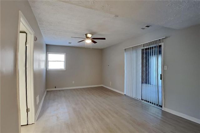 3263 Holly Mill Run, Marietta, GA 30062