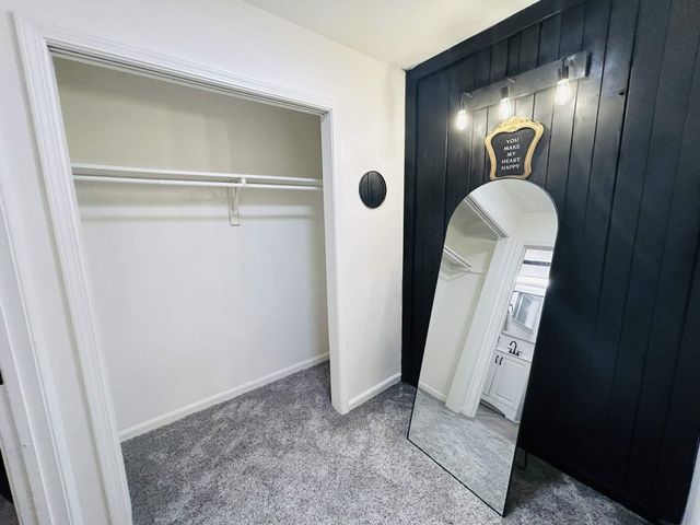 4060 STILLWOOD DR, Memphis, TN 38128