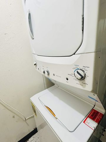 4060 STILLWOOD DR, Memphis, TN 38128