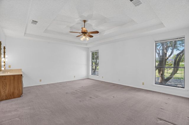 104 Royal Park Lane, Waxahachie, TX 75165