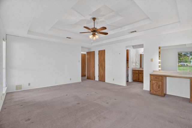 104 Royal Park Lane, Waxahachie, TX 75165