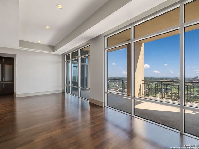 4242 Broadway Apt 2002, San Antonio, TX 78209