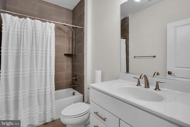 14470 NEBBIOLO DR, Gainesville, VA 20155