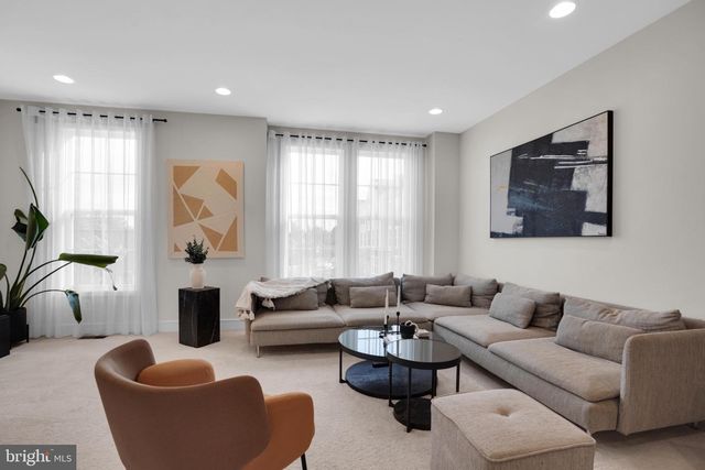 14470 NEBBIOLO DR, Gainesville, VA 20155