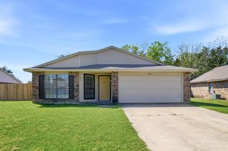 134 London Lane, Glenn Heights, TX 75154