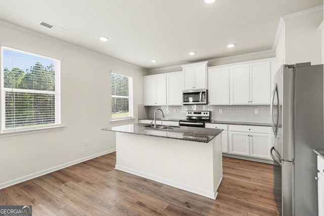 4038 Riverchess Drive SW, Atlanta, GA 30331