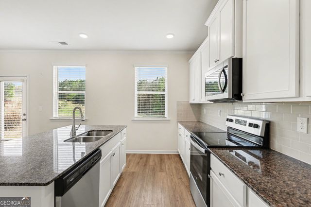 4038 Riverchess Drive SW, Atlanta, GA 30331