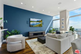 900 W Olympic Boulevard 32G, Los Angeles, CA 90015