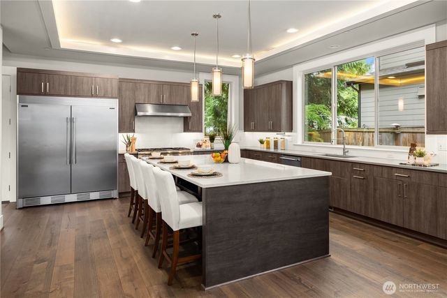 22277 NE 3rd Court, Sammamish, WA 98074