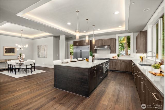 22277 NE 3rd Court, Sammamish, WA 98074