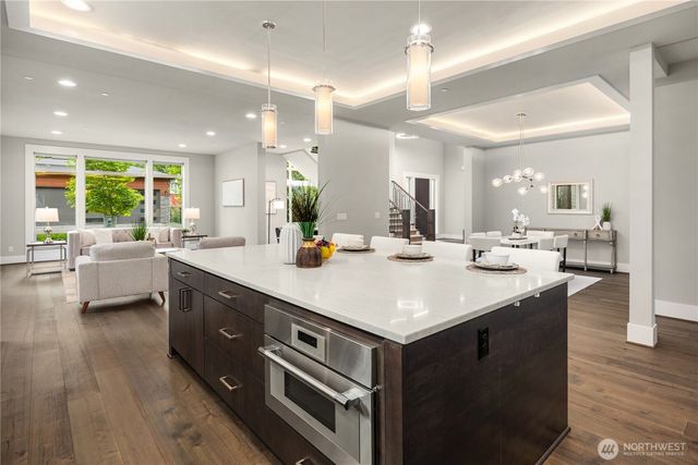 22277 NE 3rd Court, Sammamish, WA 98074