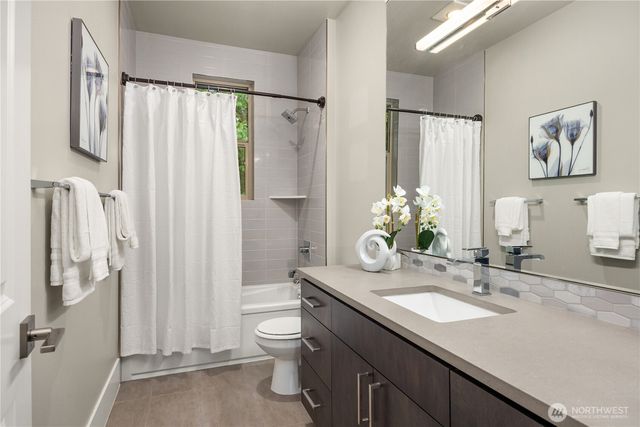 22277 NE 3rd Court, Sammamish, WA 98074