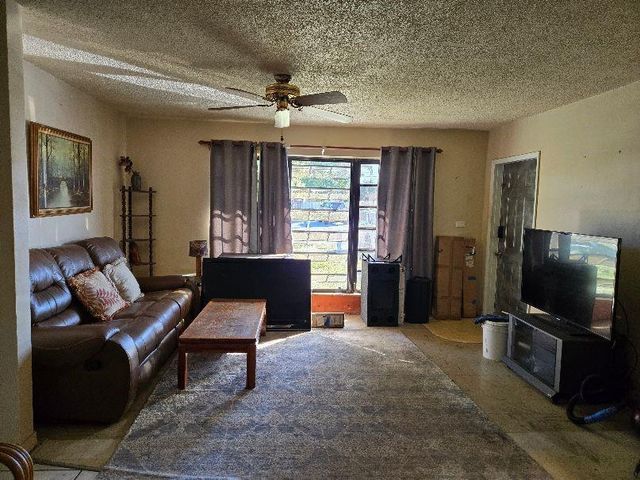 281 NE 45th Street, Deerfield Beach, FL 33064