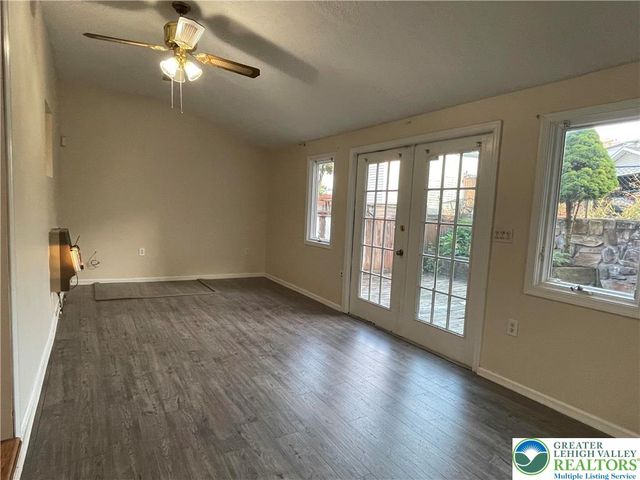 1177 Arcadia Street, Bethlehem City, PA 18018