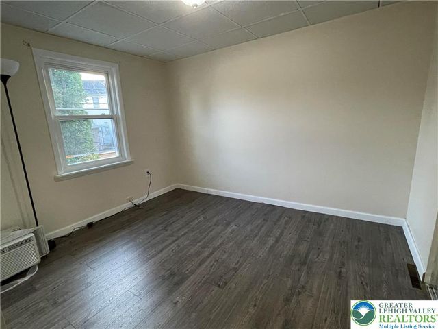 1177 Arcadia Street, Bethlehem City, PA 18018