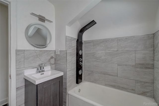 11810 Riad Street Riad Street, Detroit, MI 48224