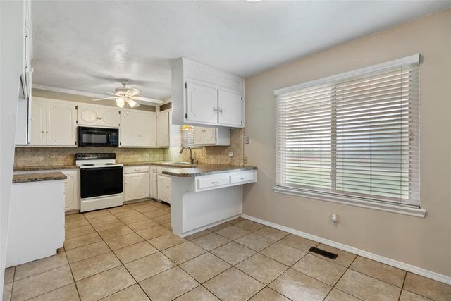 804 NW Tyler Avenue, Piedmont, OK 73078