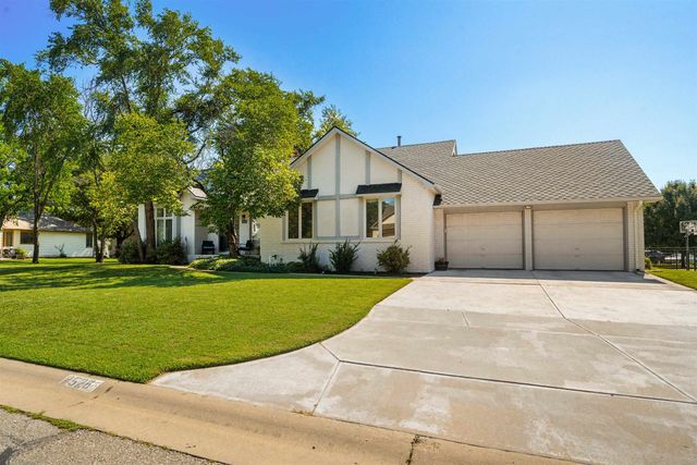 2526 N Fox Run, Wichita, KS 67226