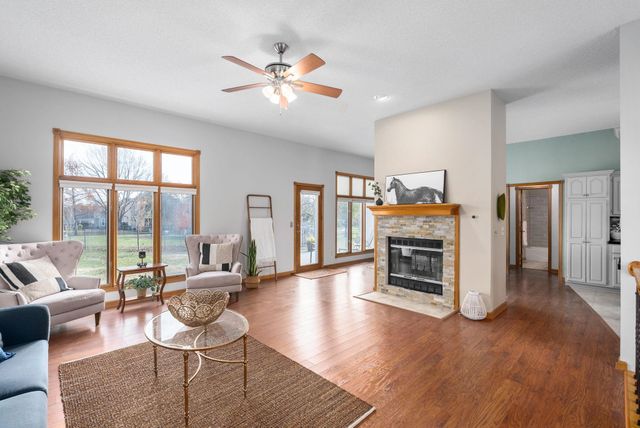 2526 N Fox Run, Wichita, KS 67226