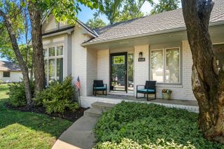 2526 N Fox Run, Wichita, KS 67226