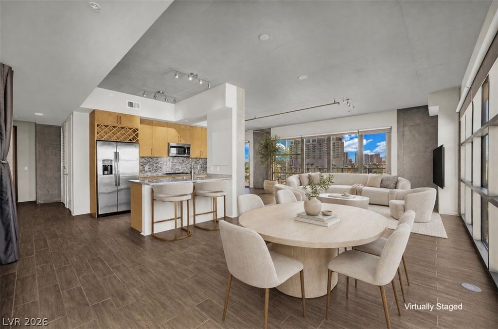 353 East Bonneville Avenue 626, Las Vegas, NV 89101 — photo 4