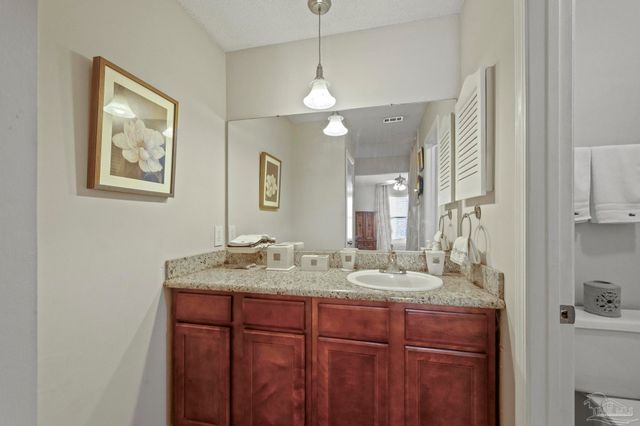 2201 Scenic Hwy N6, Pensacola, FL 32503