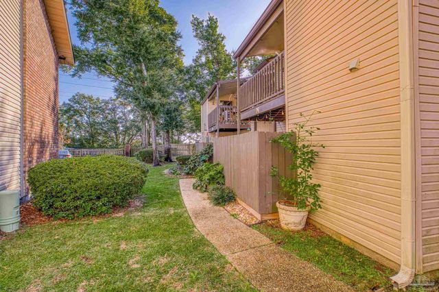 2201 Scenic Hwy N6, Pensacola, FL 32503