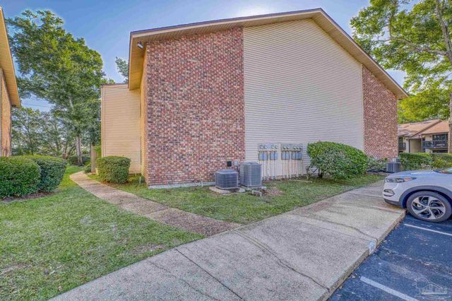 2201 Scenic Hwy N6, Pensacola, FL 32503