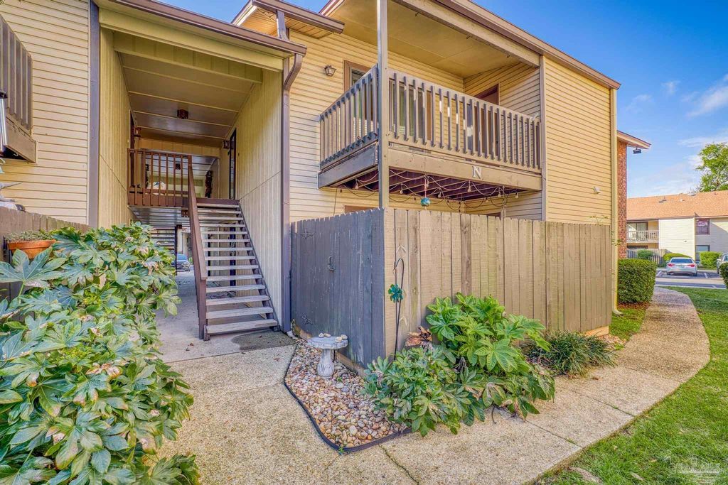2201 Scenic Hwy N6, Pensacola, FL 32503
