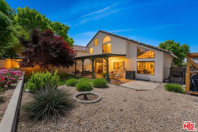 43258 33rd Street, Lancaster, CA 93536
