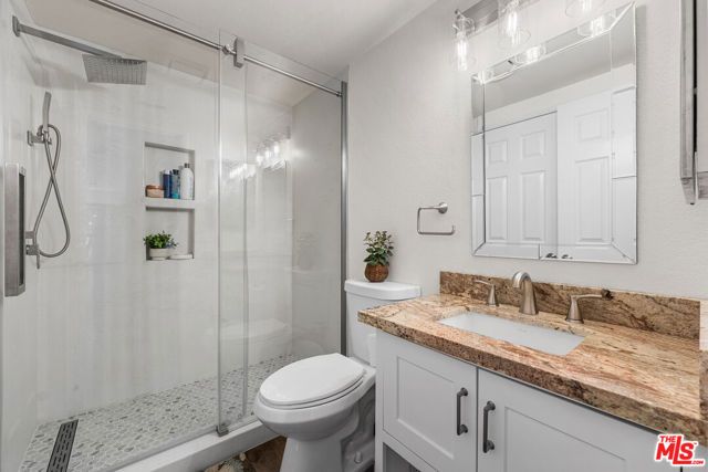 43258 33rd Street, Lancaster, CA 93536