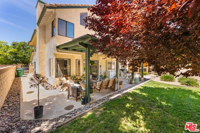 43258 33rd Street, Lancaster, CA 93536