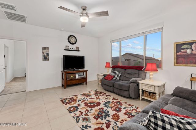 5638 S Montana Peak Way, Tucson, AZ 85757
